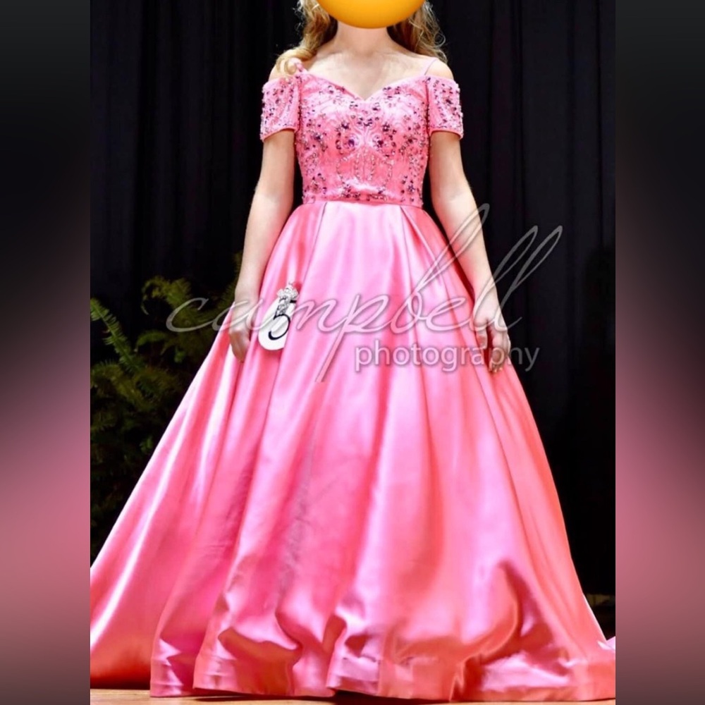 Used alterations done between breast can be let out